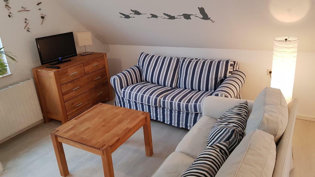 Ferienwohnung Kranichblick Zingst Esterno foto
