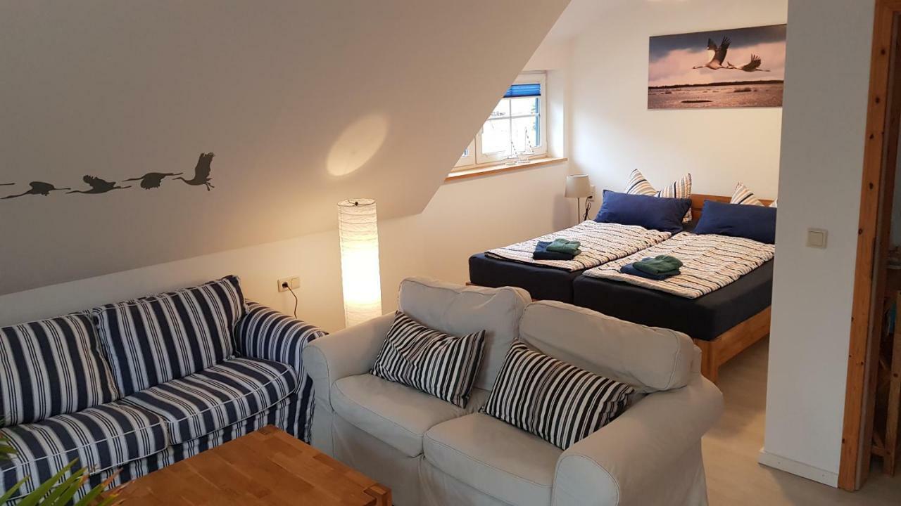 Ferienwohnung Kranichblick Zingst Esterno foto